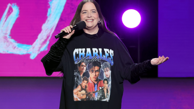 Le cinéma indépendant comparé au sexe par Aidy Bryant dans son monologue des Spirit Awards