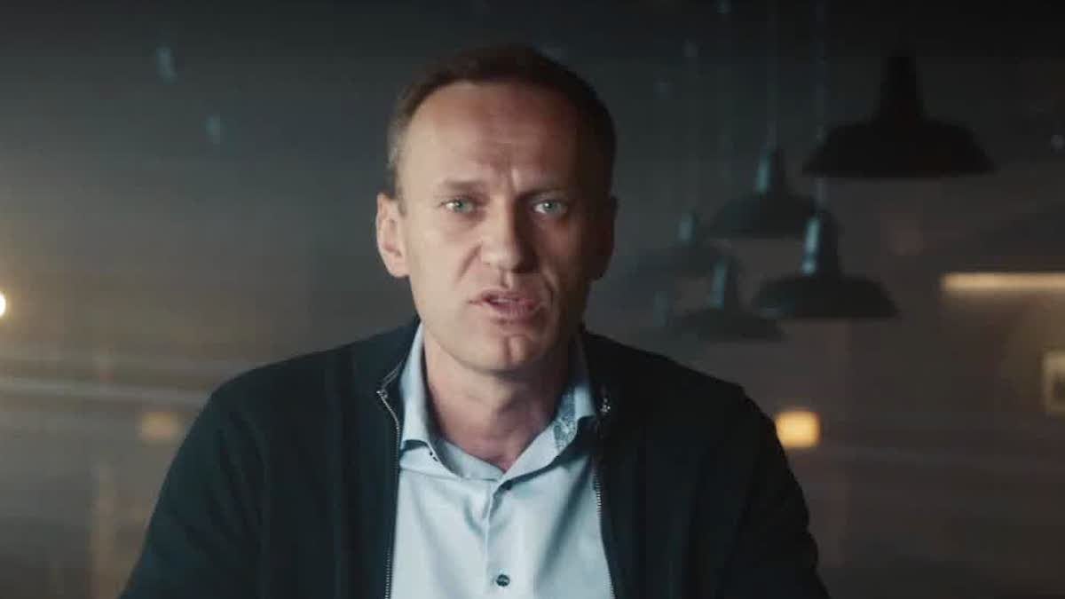 L'équipe à l'origine du documentaire oscarisé "Navalny" appelle à soutenir la démocratie partout dans le monde : Nous ne pouvons pas laisser
