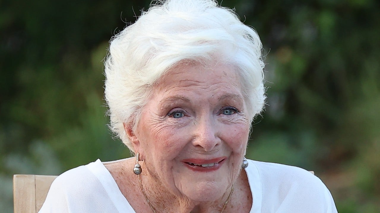Line Renaud, 95 ans, se prépare à mourir : elle a prévu un très beau cadeau à ses fans pour ses obsèques