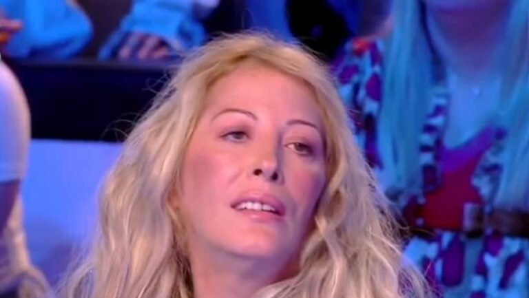 Loana complètement nue dans « TPMP », le corps rempli d’ecchymoses : la séquence qui heurte