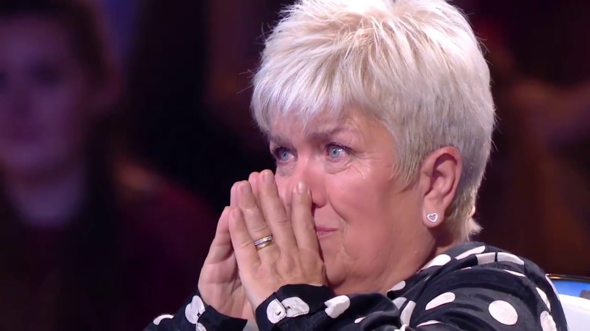 « Moribonde, paralysée, morte » Mimie Mathy fait toute la lumière sur son état de santé et l’arrêt...