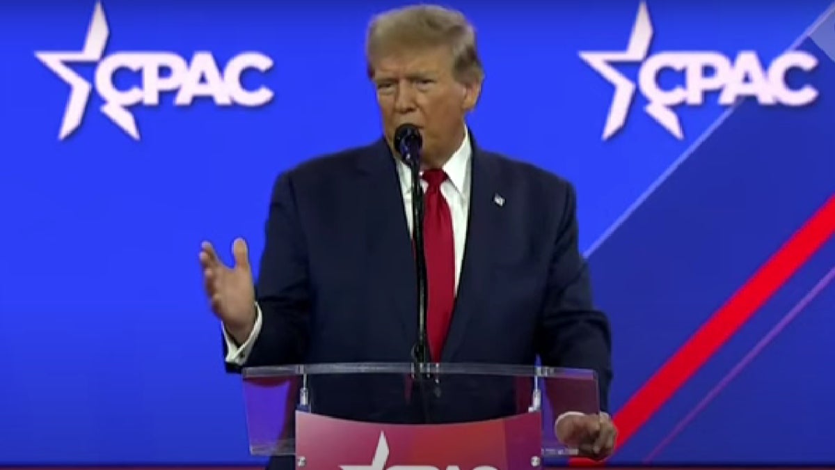 Trump compare la crise frontalière au "Silence des agneaux" à la CPAC, envoyant "Hannibal Lecter" aux États-Unis