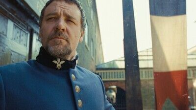 The Internet Will Never Let Russell Crowe Forget Les Miserables |