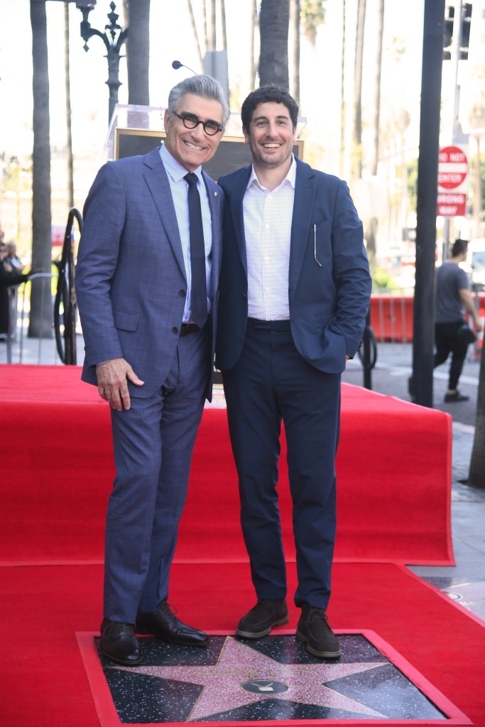 1710022539 930 Eugene Levy retrouve Jason Biggs dans American Pie et recoit
