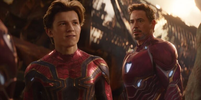 Retour vers le futur Art présente Robert Downey Jr. et Tom Holland dans le rôle de Doc Br…