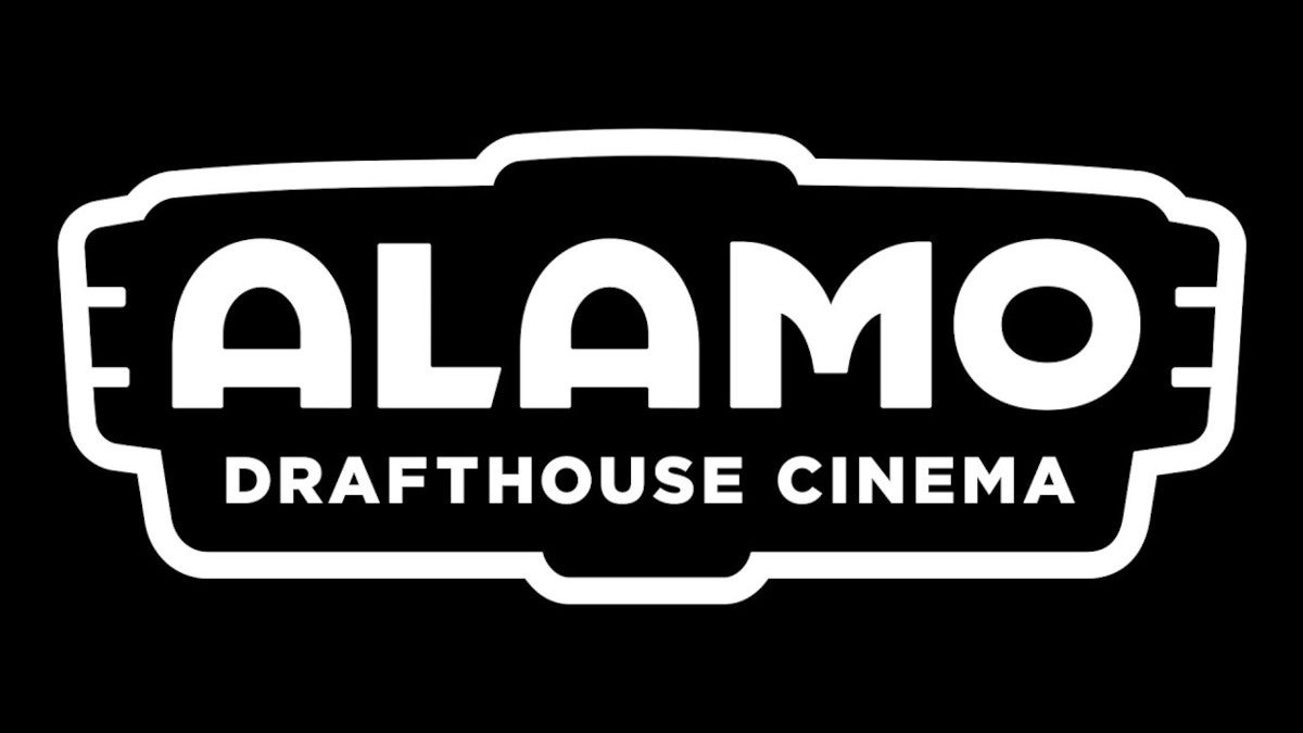 Alamo Drafthouse explore la vente et contacte les studios pour susciter leur intérêt