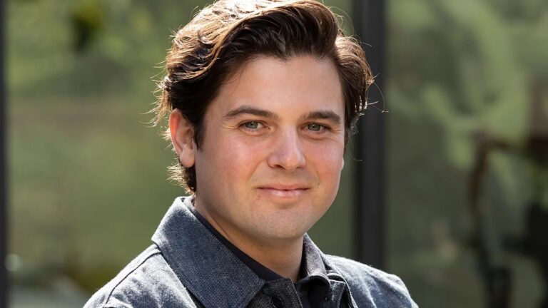 Christopher Slager, de la cinquième saison, promu directeur du cinéma