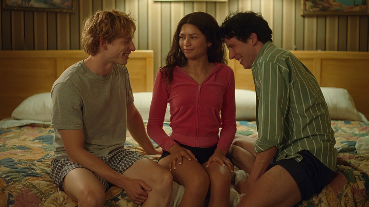 Josh O'Connor dit que le tournage d'un plan à trois "Challengers" avec Zendaya et Mike Faist était "assez juste"