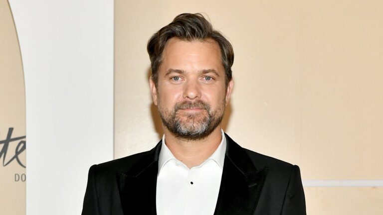 Joshua Jackson rejoint le film « Karaté Kid » de Sony