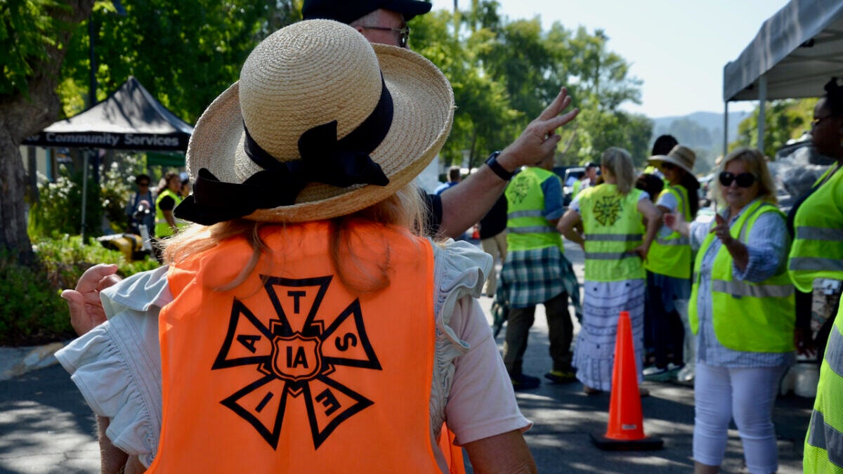 L'IATSE informe ses membres du premier jour des négociations sur le plan de santé : "Il n'y a aucune raison pour que ces entreprises n'en construisent pas davantage".