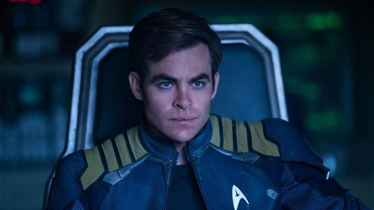 Le créateur de "The Flight Attendant", Steve Yockey, va écrire "Star Trek 4"