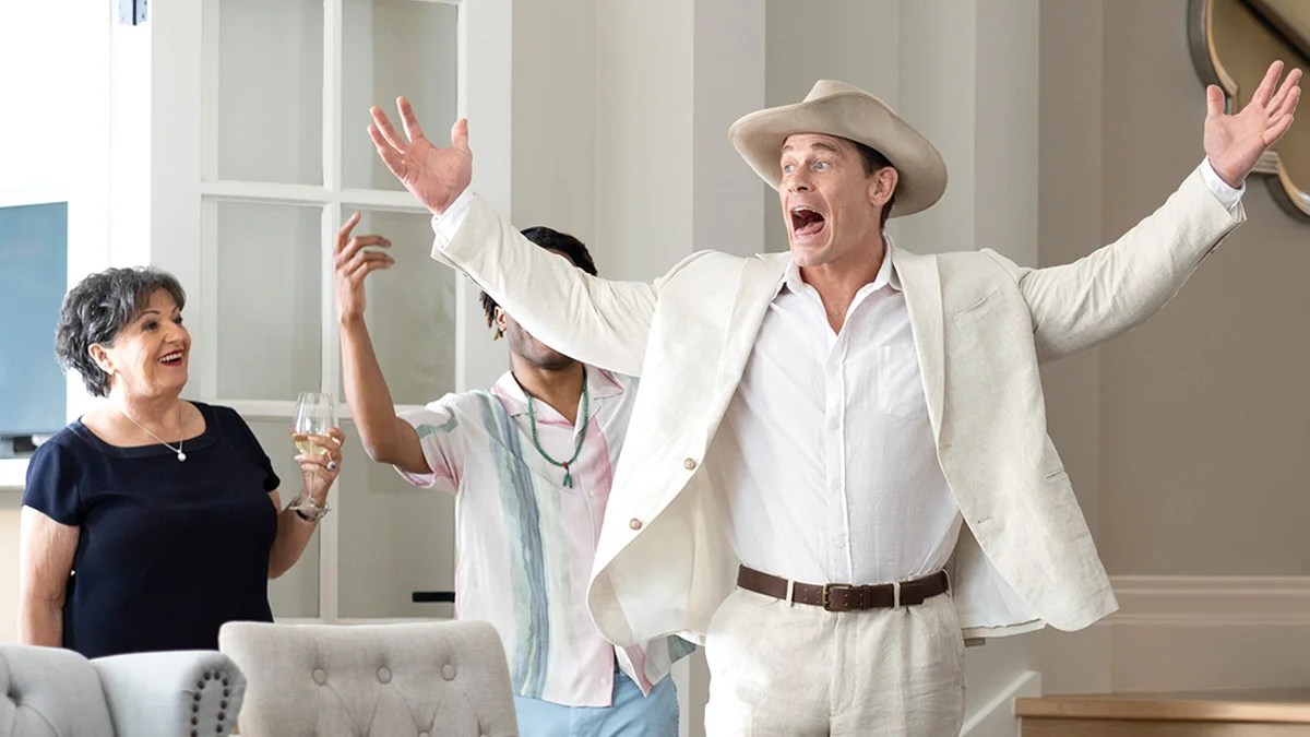 Ricky Stanicky' - Critique : La comédie de l'ami imaginaire insipide de Peter Farrelly n'est pas sauvée par John Cena