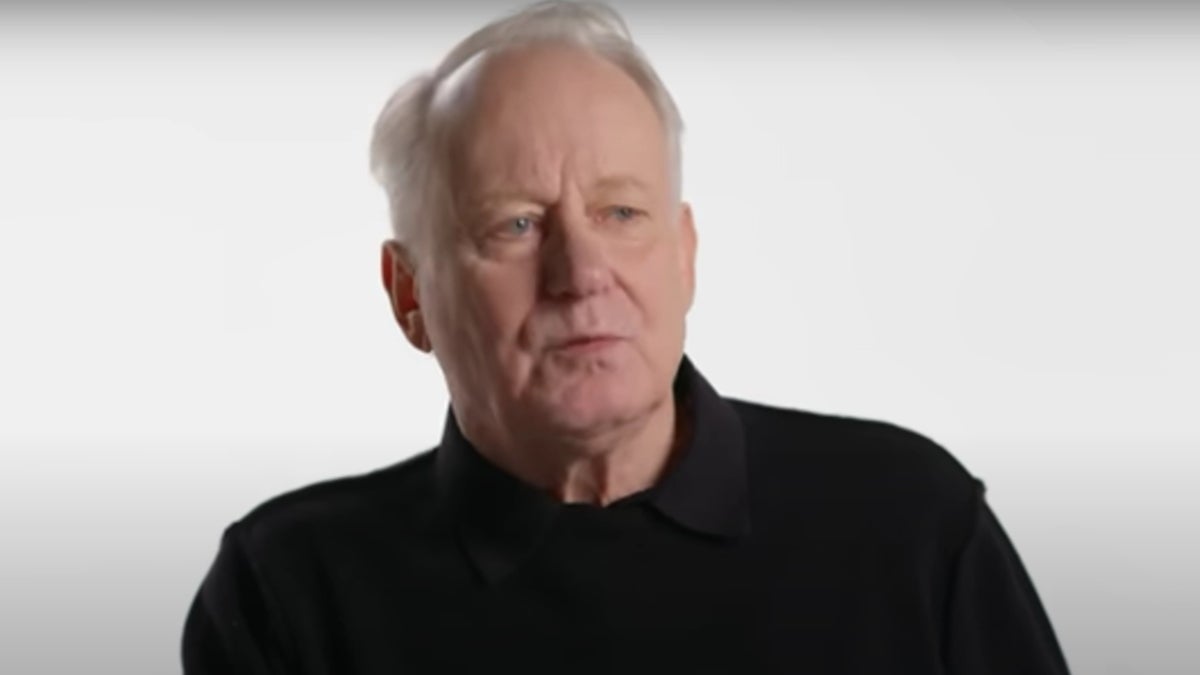 Stellan Skarsgård déclare que son casting pour Mamma Mia lui a semblé "absurde" jusqu'à ce qu'il se rende compte que les hommes "étaient les meilleurs".