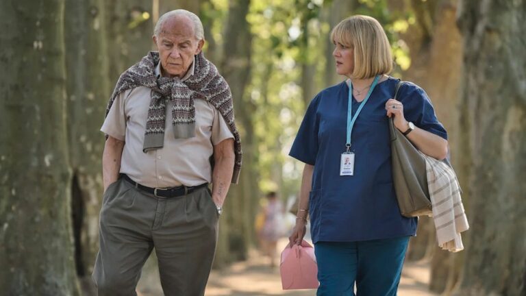 Revue « Le tatoueur d'Auschwitz » : le drame de l'Holocauste du paon laisse une trace