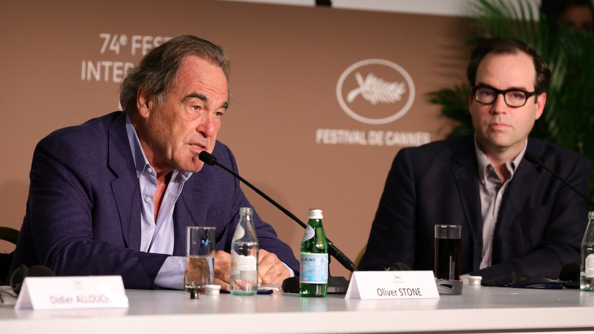 Cannes ajoute des films d'Oliver Stone et Michel Hazanavicius à la sélection officielle