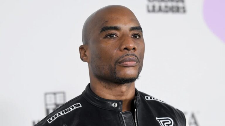 Charlamagne Tha God critique un collaborateur de Fox News pour avoir déclaré que les Noirs voteraient pour Trump « parce que
