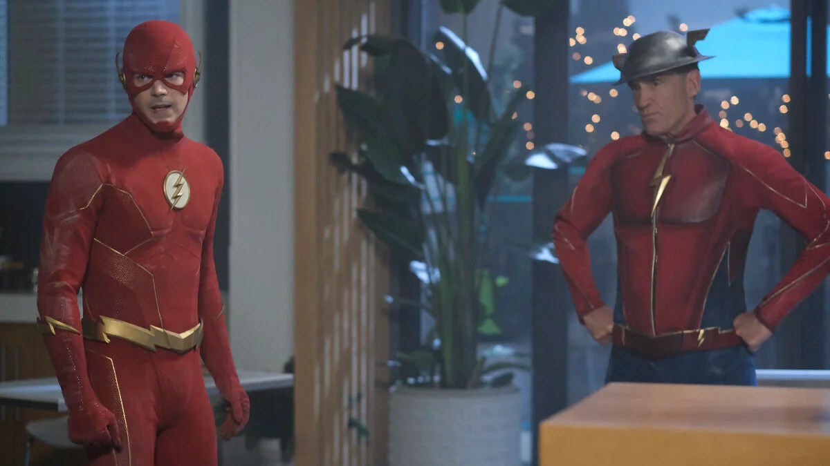 Grant Gustin dit que lui et James Gunn ont eu un DM – mais seulement à propos de « Superman »