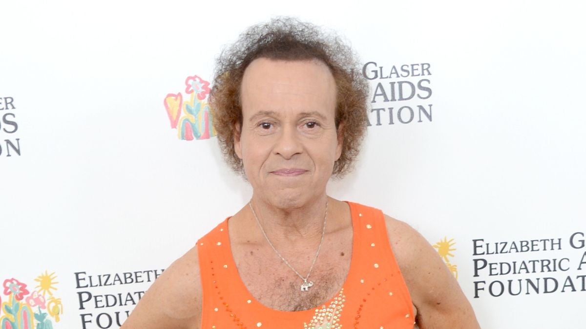 Howard Stern veut faire une « interview sérieuse » avec Richard Simmons pour « aller au fond » de ses inquiétudes