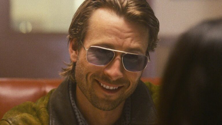 La bande-annonce de « Hit Man » vous encourage à tomber amoureux de plusieurs versions de Glen Powell |  Vidéo