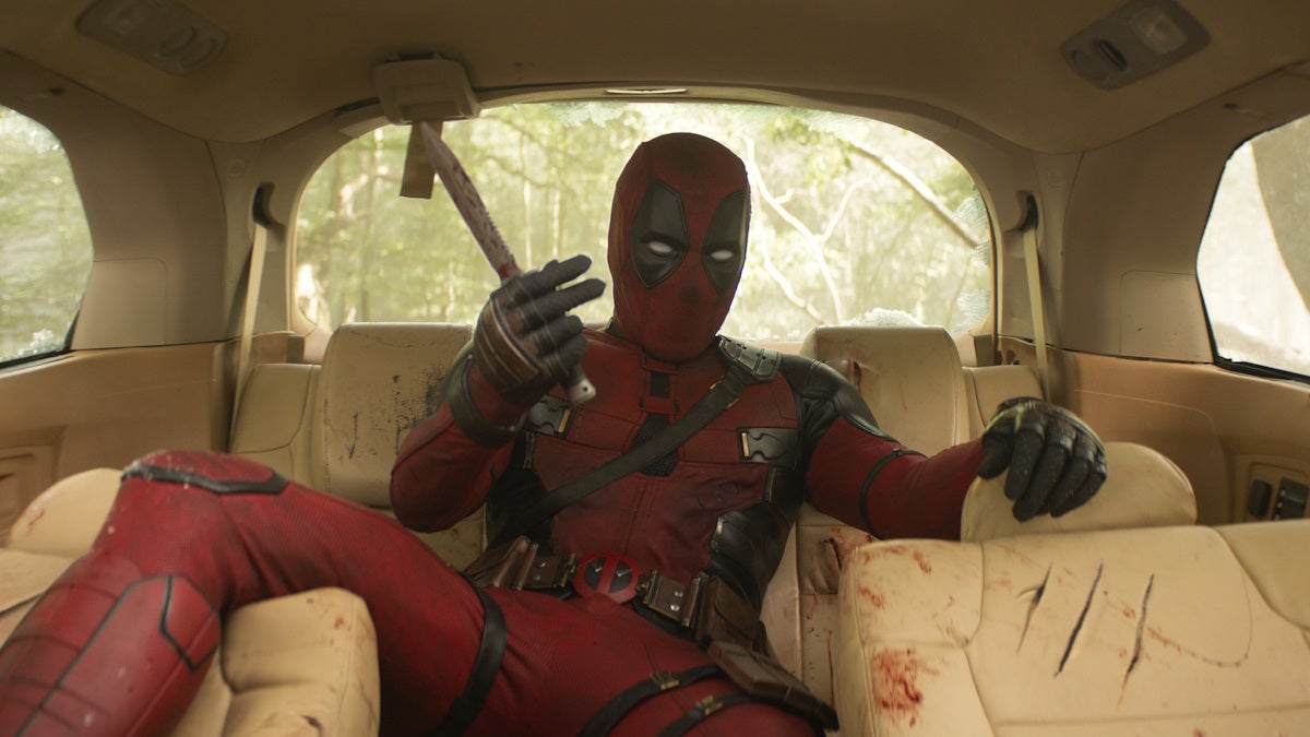 Les séquences étendues de "Deadpool 3" taquinent les camées et les méta-blagues : "Suck It, Fox"