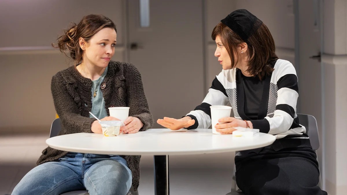 Revue de Broadway « Mary Jane » : Rachel McAdams passe de maman à héros puis