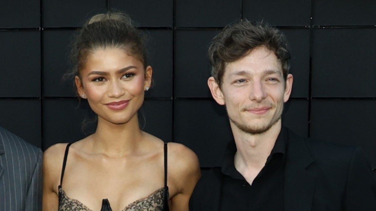 Zendaya est époustouflé par la connexion de son coéquipier des « Challengers », Mike Faist, avec les « vies antérieures » |  Vidéo