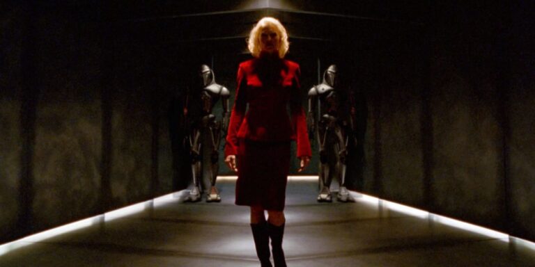 Pourquoi les spin-offs de Battlestar Galactica ont été tous deux annulés après la saison 1