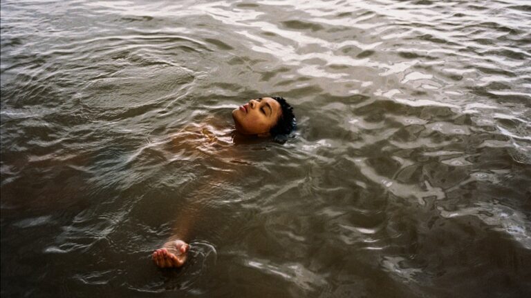 « Bird » d'Andrea Arnold acquis par Mubi à Cannes