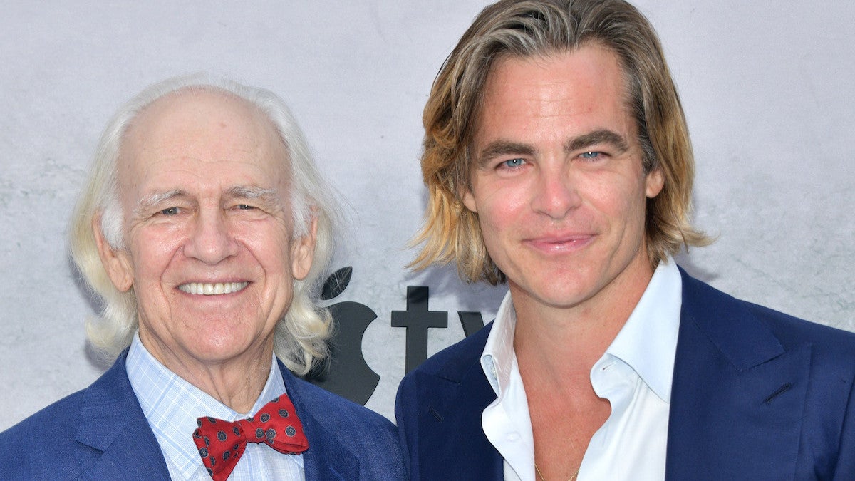 Chris Pine dit que "ma famille rit tellement" à l'idée qu'il obtiendrait un travail d'acteur en étant "Nepo"