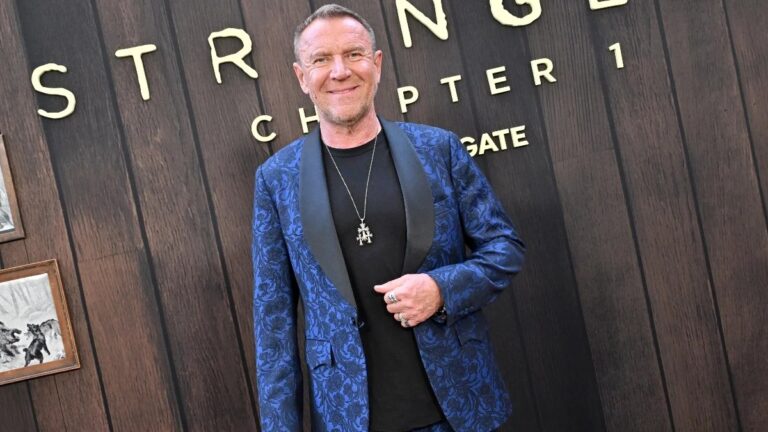 Comment Renny Harlin a tourné 3 films « Strangers » en 52 jours