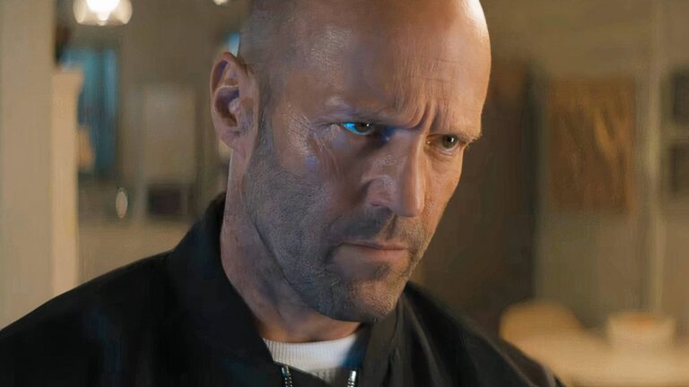 Jason Statham jette son dévolu sur le nouveau thriller d'action de 2 Guns & Beast
