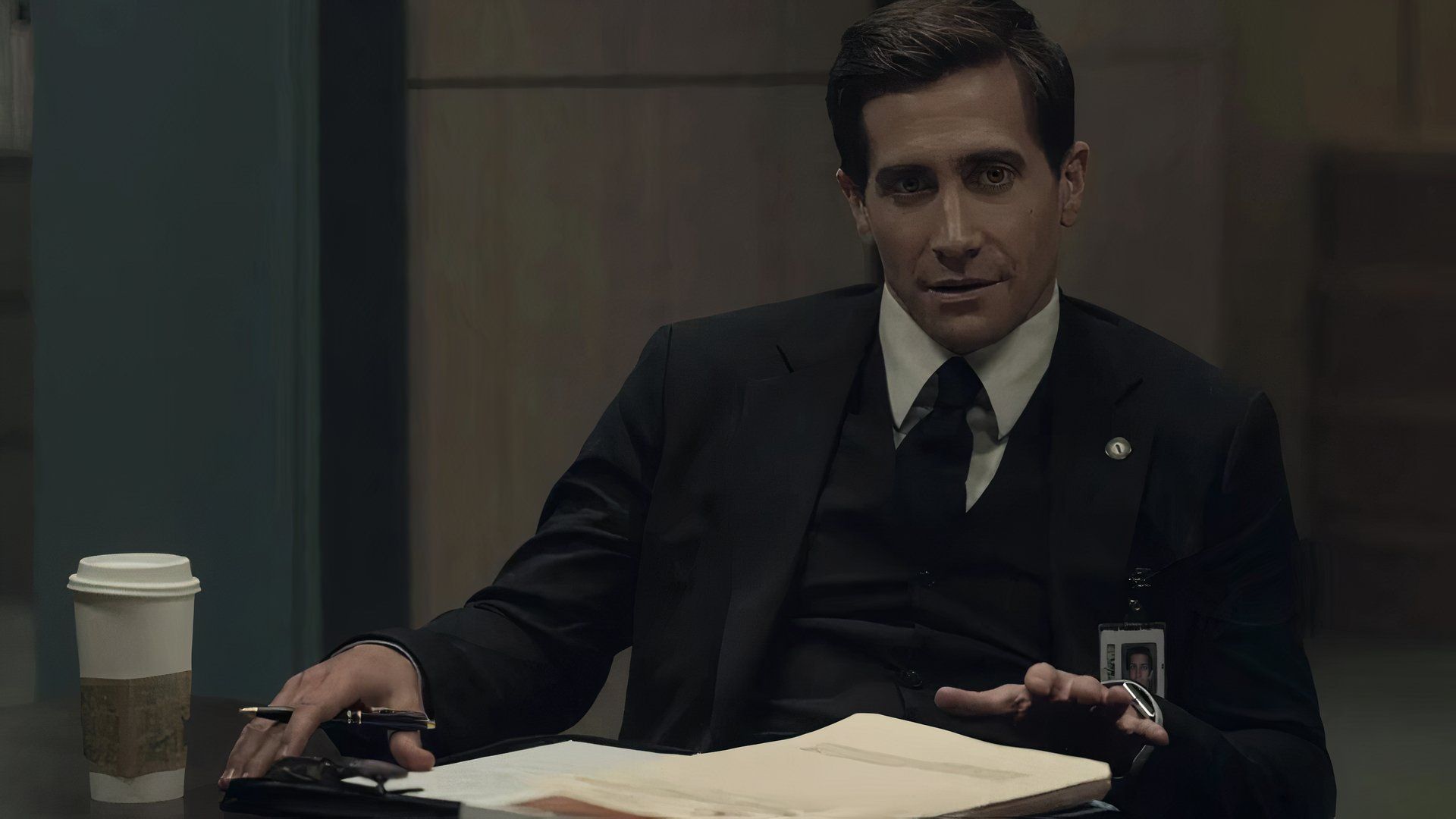 Jake Gyllenhaal dirige une mini-série télévisée pour la première fois, et le