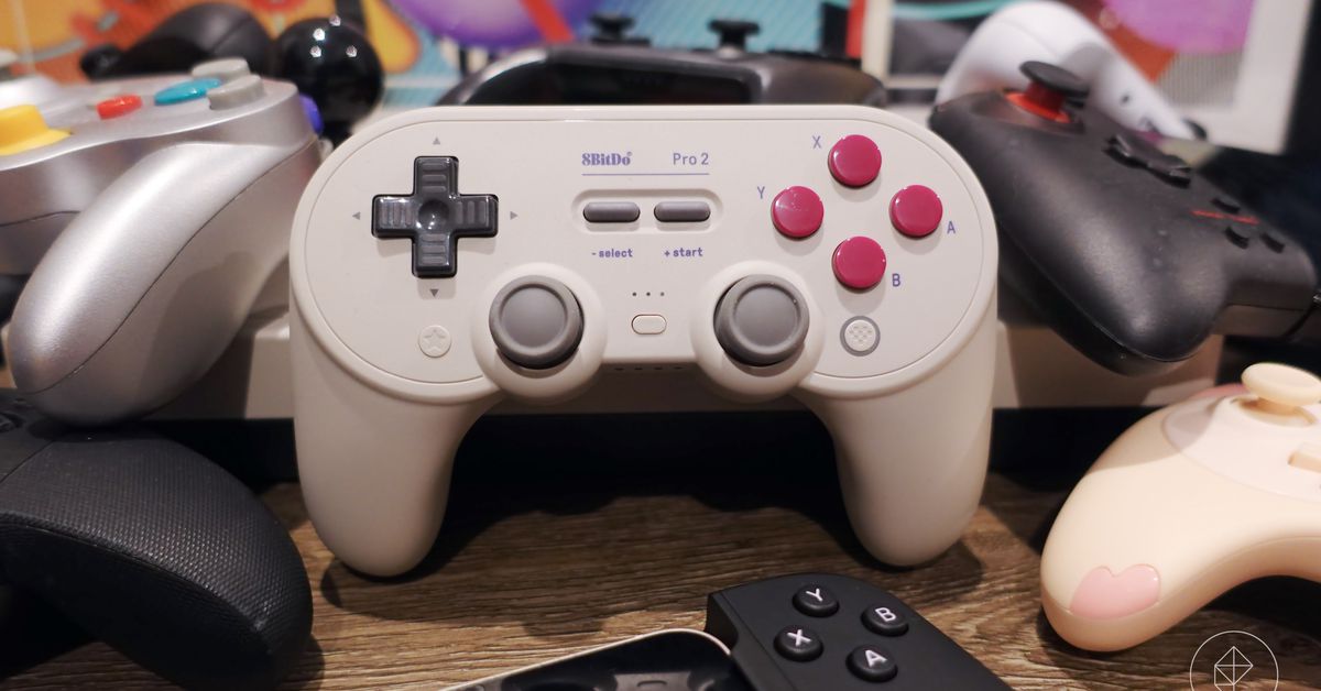 Le contrôleur 8Bitdo Pro 2 est en vente à son prix le plus bas jamais enregistré pour une durée limitée