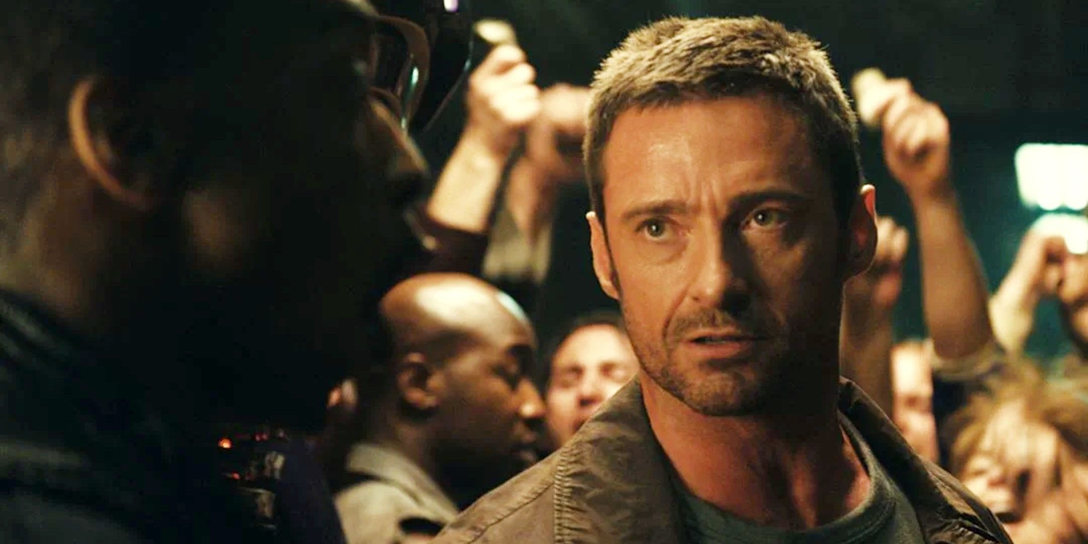 Le film de science-fiction sous-estimé de Hugh Jackman devient un succès mondial sur Netflix