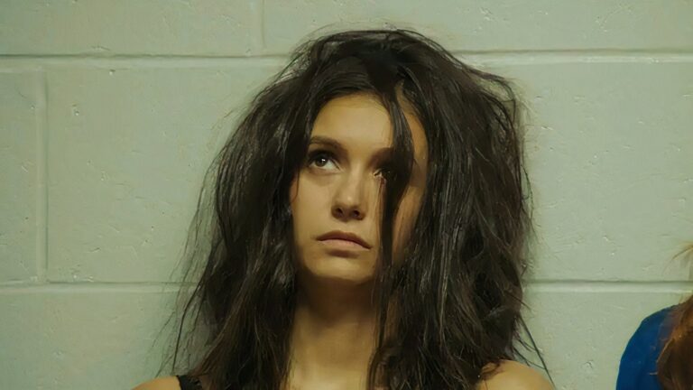 Nina Dobrev parle de son accident et de ses blessures