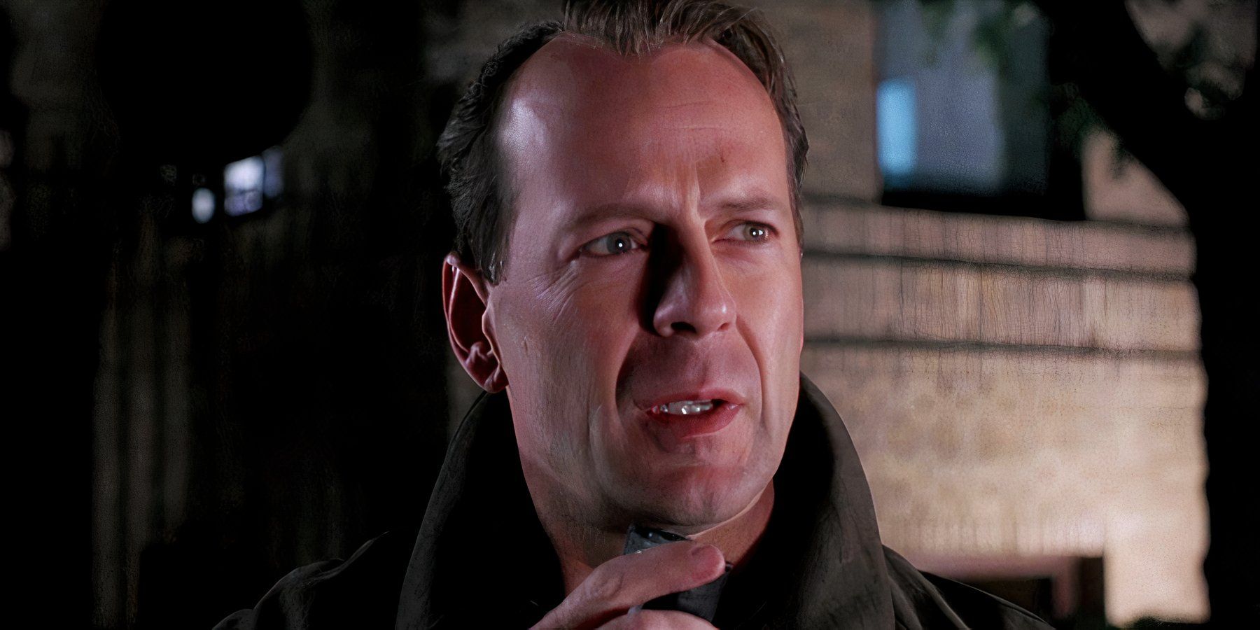 « Il vous testerait » : M. Night Shyamalan détaille la tension entre Bruce Willis et...