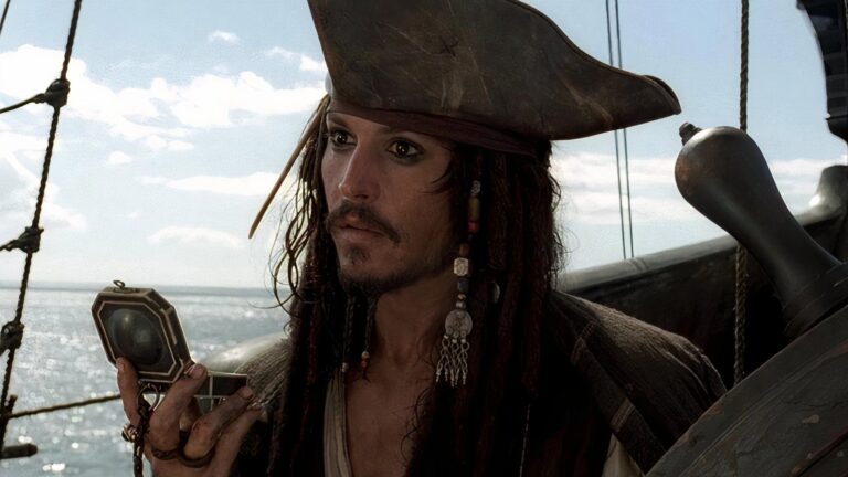 L'acteur de Pirates des Caraïbes Geoffrey Rush interroge un Johnny