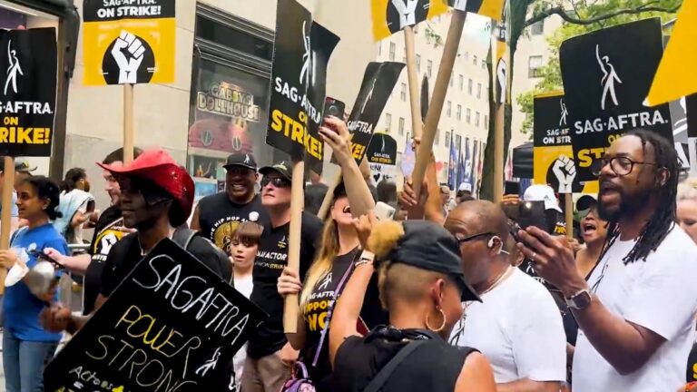 La SAG-AFTRA établit le premier piquet de grève pour les jeux vidéo chez Warner Bros.