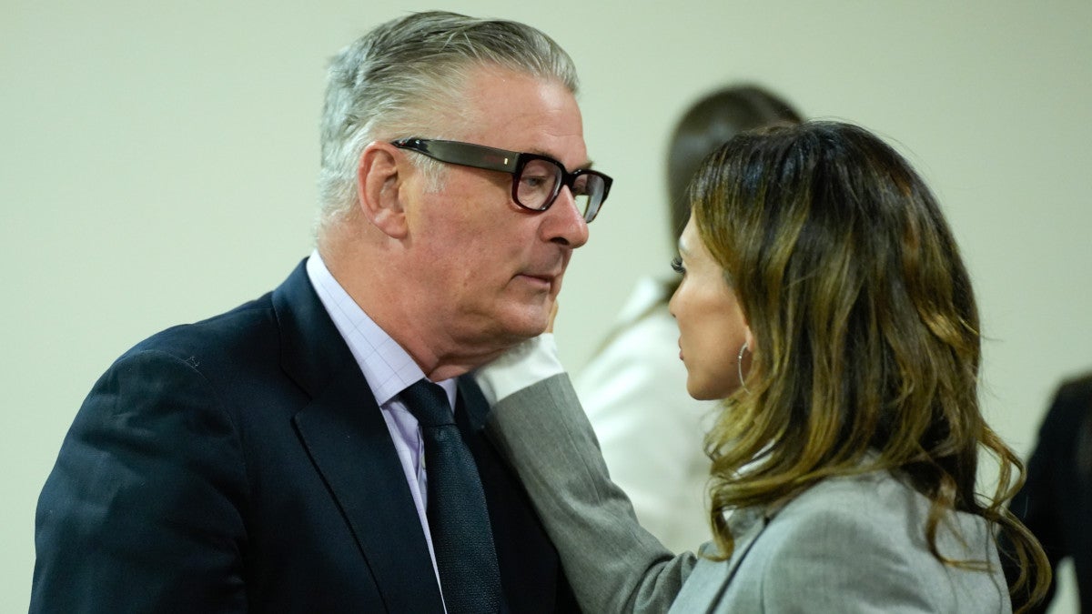 Le procès pour homicide involontaire d'Alec Baldwin « Rust » a été rejeté en raison de la non-divulgation de preuves par balle