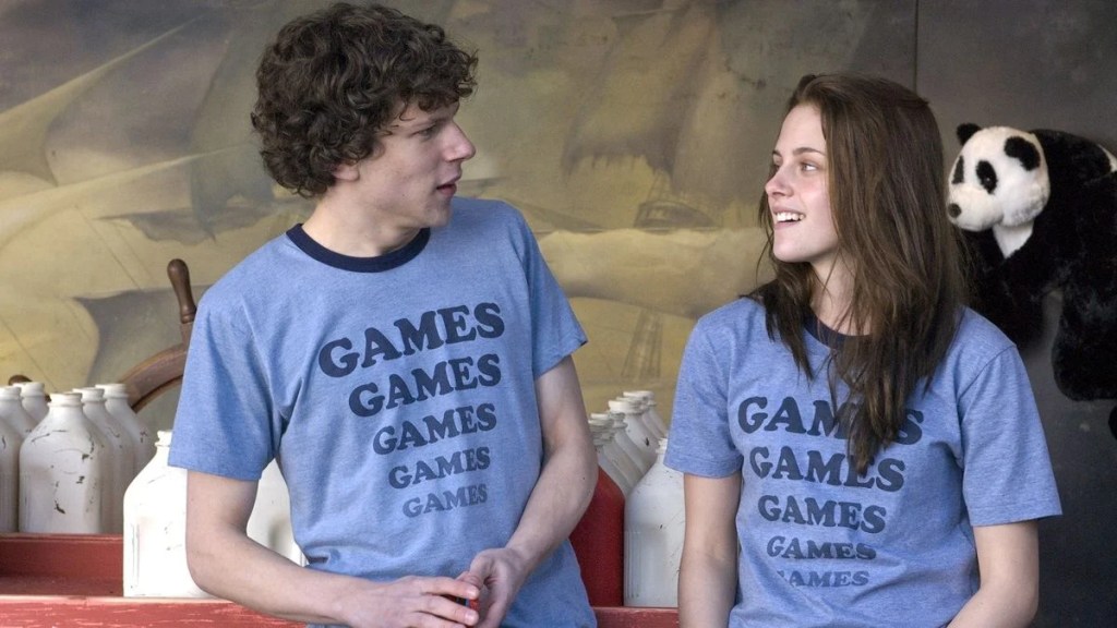 Adventureland-jesse-eisenberg-kristen-stewart