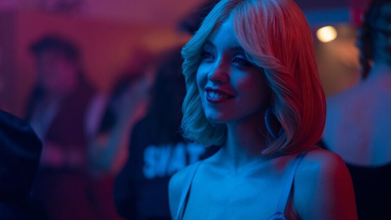 Sydney Sweeney parle de la saison 3 d'Euphoria et de son adaptation à l'époque