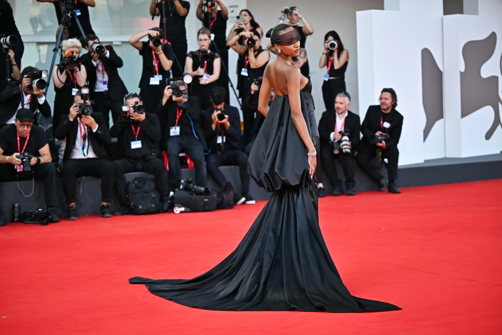 1725061505 978 Galerie du tapis rouge du Festival du film de Venise