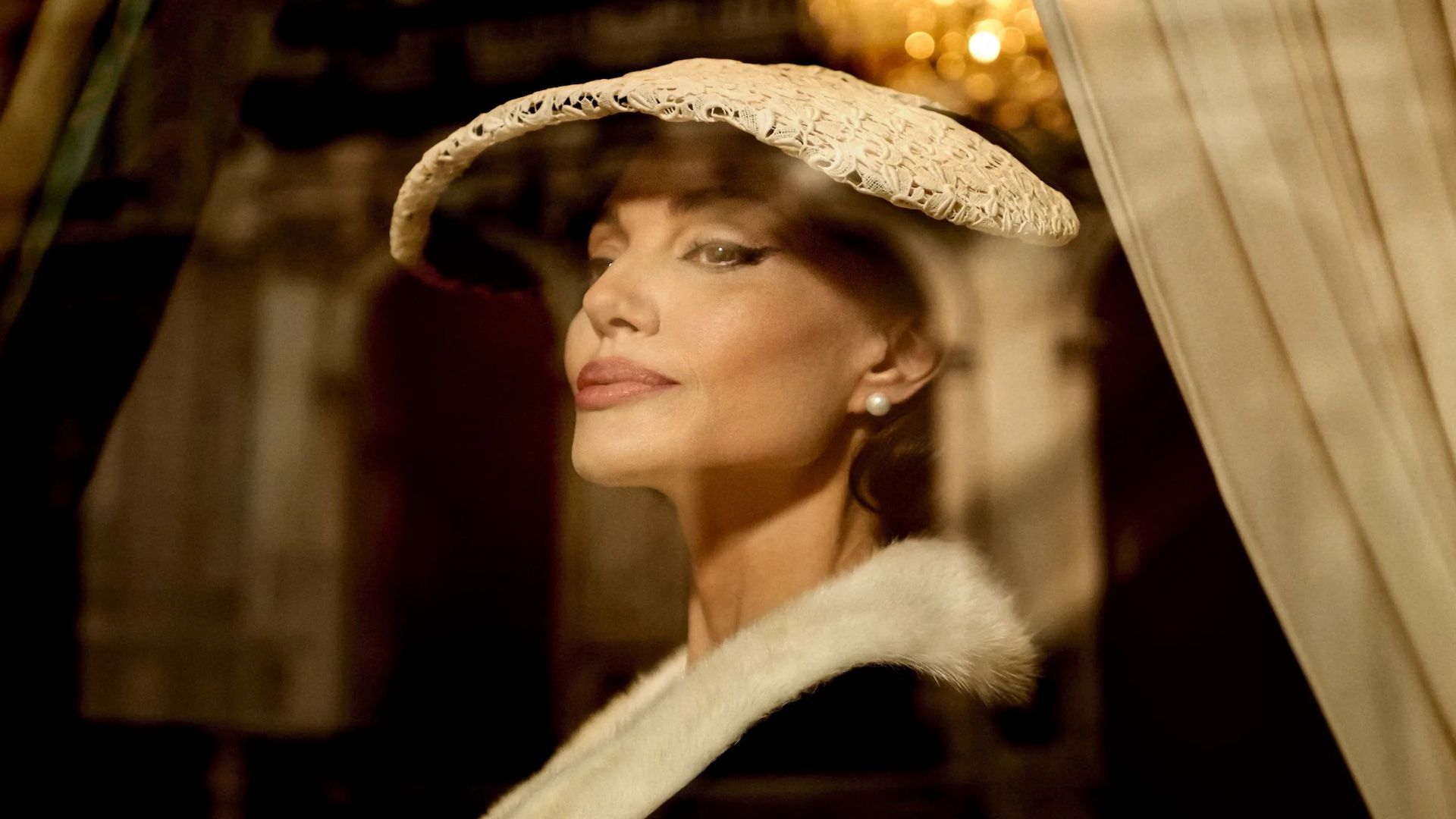 Angelina Jolie révèle que chanter dans Maria lui a causé une grande anxiété