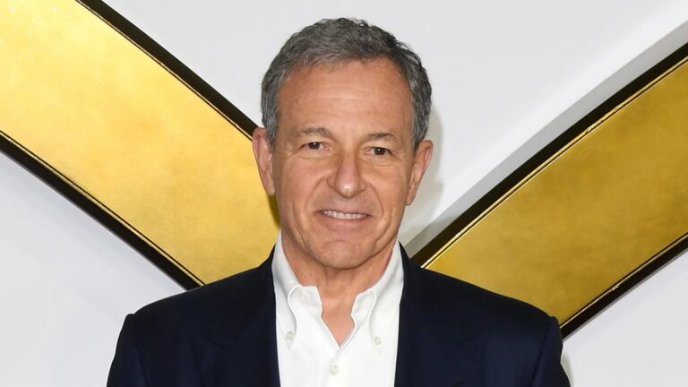 Bob Iger dit être « obsédé » par la recherche de son successeur à Disney : « J'aimerais prendre ma retraite à nouveau »