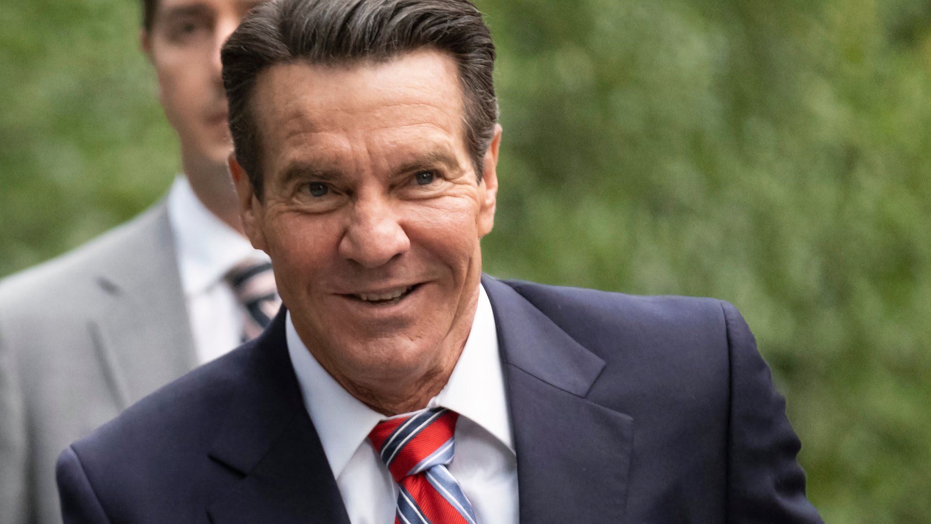 Dennis Quaid accuse Facebook d'avoir censuré son nouveau biopic sur Reagan