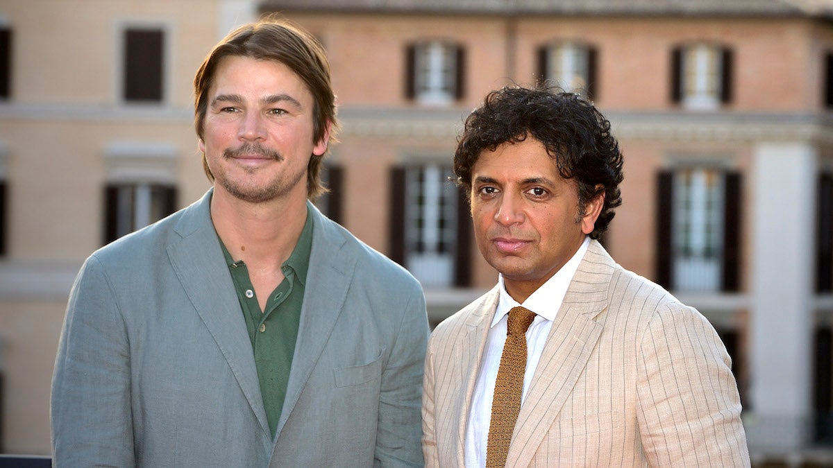 M. Night Shyamalan a choisi Josh Hartnett pour « Trap » parce qu'il « risquerait tout » : « Le danger, c'est ce qui compte »