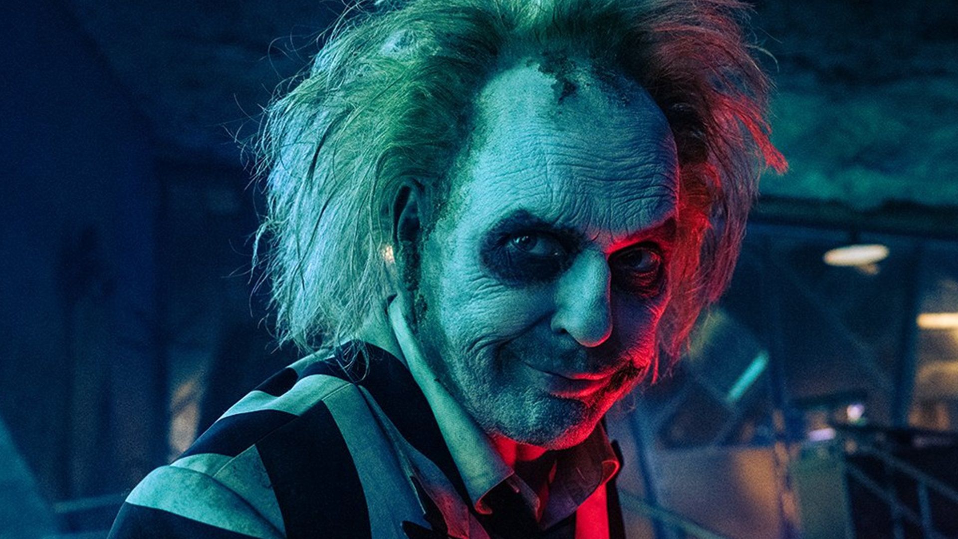 Michael Keaton révèle si Beetlejuice sera plus « politiquement »