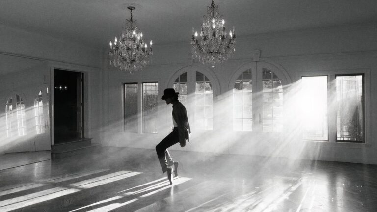 Michael Star dévoile la performance « éblouissante » de Jaafar Jackson dans le rôle du roi de la pop