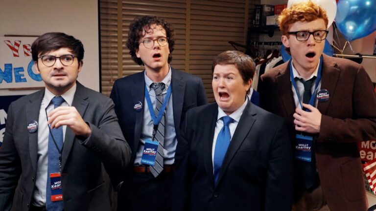 SNL perd deux membres de son casting avant la saison 50