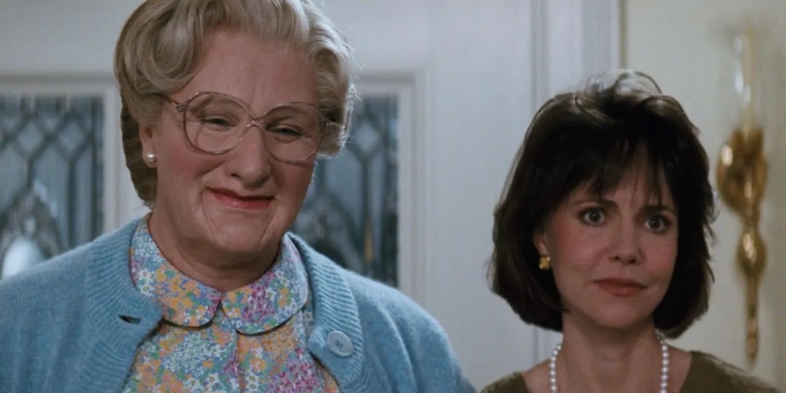 « Un côté de Robin que les gens connaissaient rarement » : Sally Field partage des moments touchants...
